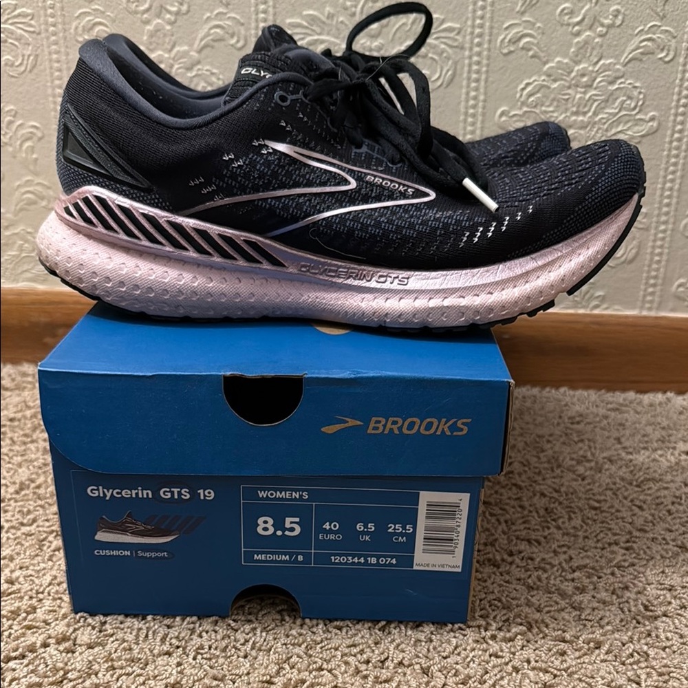 Brooks Women's Glycerin GTS 19 Black and Pink Athletic Shoes